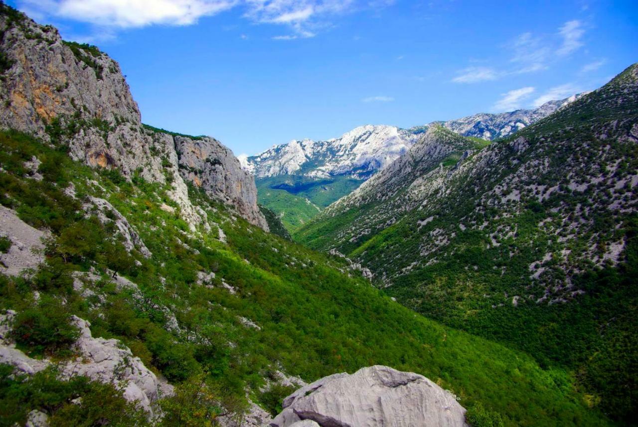 Apartmani Mila Starigrad Paklenica Exterior foto